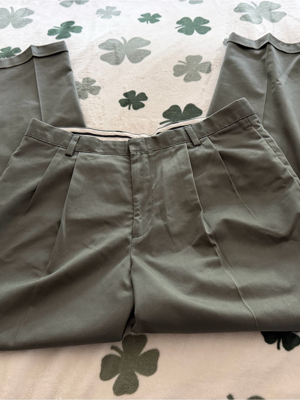 Dockers Olive Pleated Dress Pants